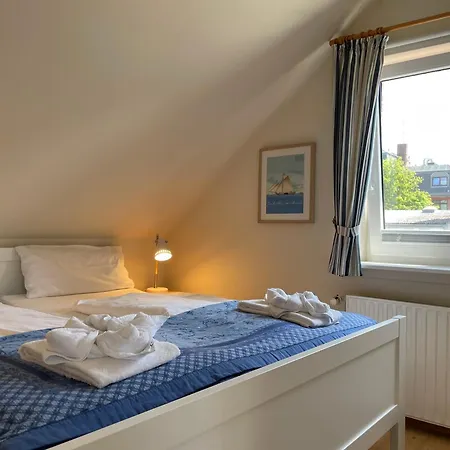 Ms Stoertebecker, Sandwall * Wyk auf Föhr