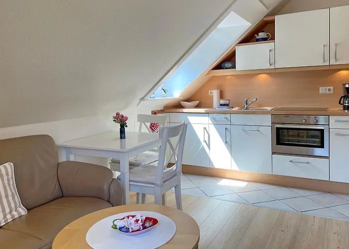 Ms Stoertebecker, Sandwall Wyk auf Föhr