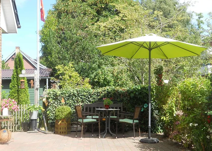 Ms Stoertebecker, Sandwall Apartamento